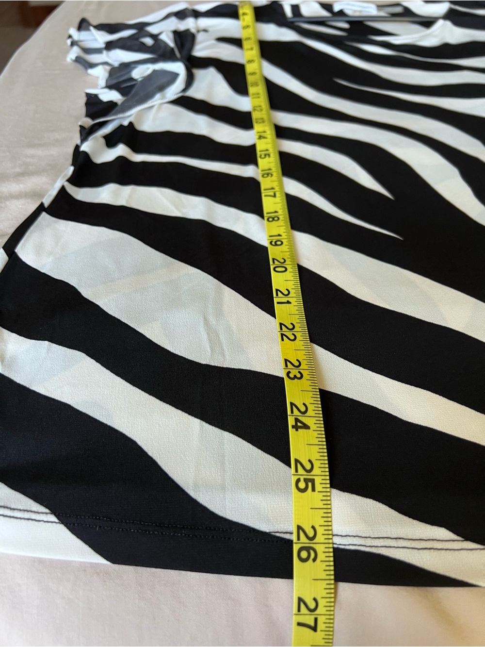 Calvin Klein Black & White Zebra-Print Flutter Sleeve Blouse - Picture 8 of 11
